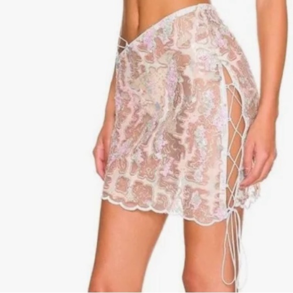 For Love and Lemons two piece Monique set. - Picture 3 of 8